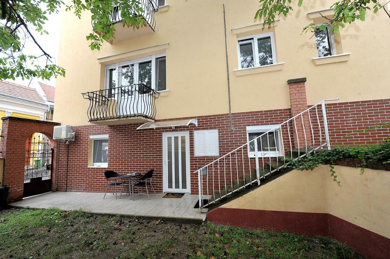 Pure Apartman Pecs Luaran gambar